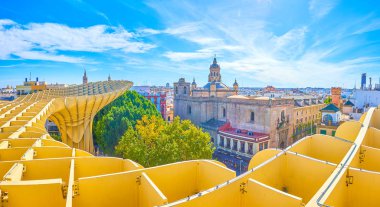 Enjoy combination of modern and historical architecture in Sevil