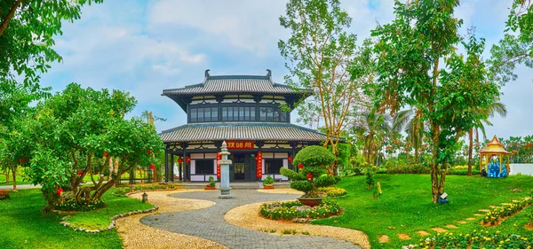 Panorama del jardín de China, parque Rajapruek, Chiang Mai, Tailandia — Foto de Stock
