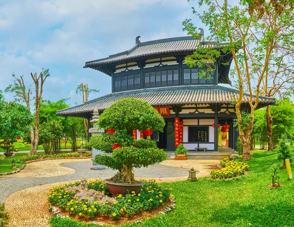 La bellezza del giardino cinese, parco Rajapruek, Chiang Mai, Thailandese — Foto Stock