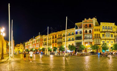 İspanya 'nın Sevilla kentindeki aydınlık tarihi konaklar