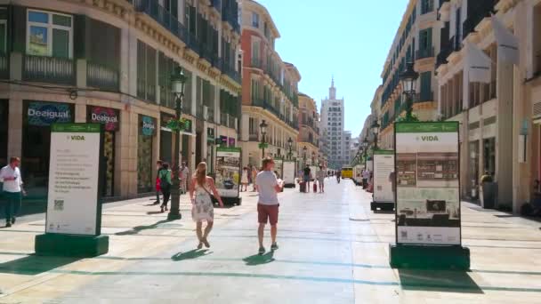 Malaga España Septiembre 2019 Los Peatones Caminan Por Calle Comercial — Vídeos de Stock