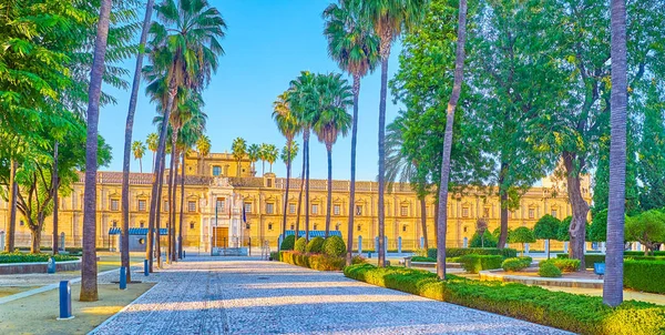 Здание парламента Андалусии в Севилье, Испания — стоковое фото