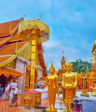 Wat Phra 'da Buda resimleri ve chatra şemsiyesi Doi Suthep te te