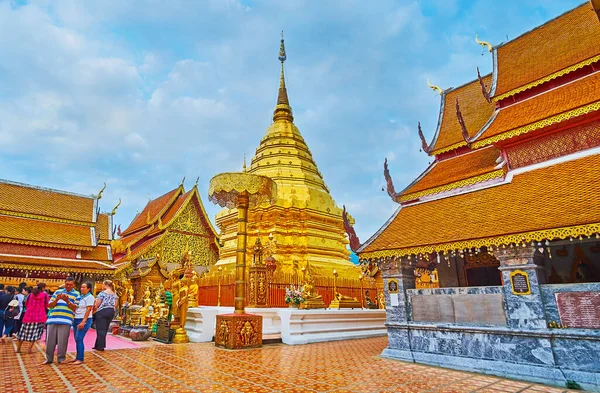 Wat Phra Doi Suthep tapınağı, Chiang Mai, Tayland
