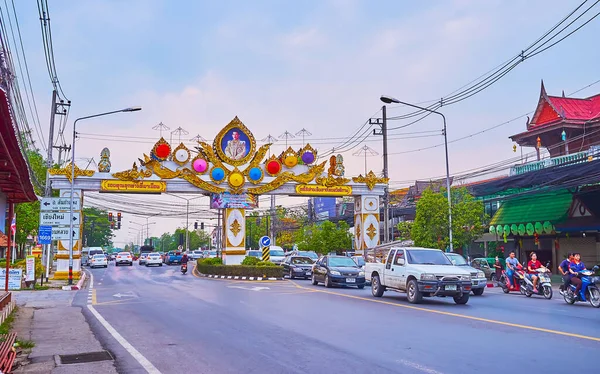 Borsang Thailand Maj 2019 Den Livliga Vägen Med Bilar Mopeder — Stockfoto