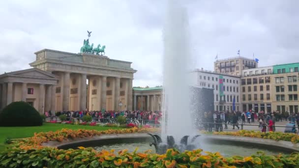 Berli Germany Ekim 2019 Brandenburg Kapısı Manzaralı Pariser Platz Topluluğu — Stok video