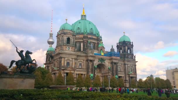 Berlín Alemania Octubre 2019 Impresionante Catedral Barroca Con Cúpula Bronce — Vídeos de Stock