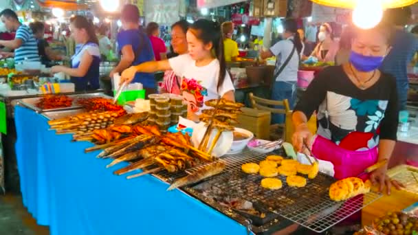 Bangkok Tailandia Mayo 2019 Los Cocineros Vendedores Del Mercado Talad — Vídeos de Stock