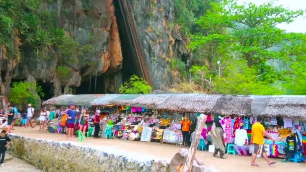 Phang Nga Thailand Απριλίου 2019 Πολυσύχναστη Τουριστική Αγορά Τους Πάγκους — Αρχείο Βίντεο