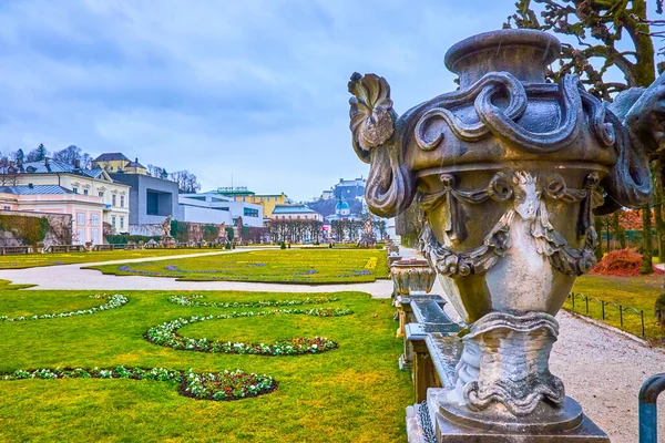 Salzburg Áustria Março 2019 Complexo Mirabell Garden Possui Canteiros Flores — Fotografia de Stock