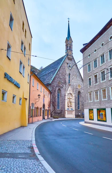 Salzburg Österrike Mars 2019 Den Böjda Smala Bugerspitalgasse Gatan Altstadt — Stockfoto