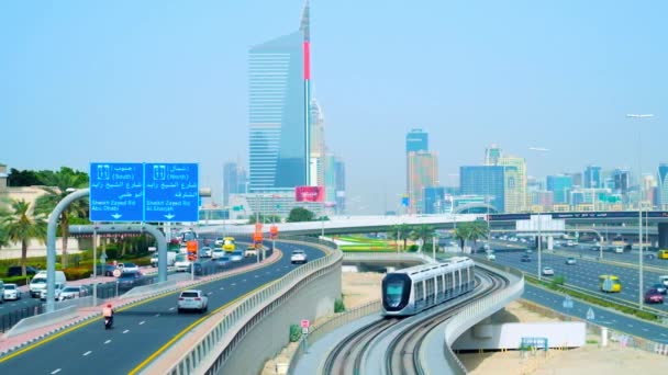 Dubai Ηνωμένα Αραβικά Εμιράτα Μαρτίου 2020 Θέα Στη Γρήγορη Κυκλοφορία — Αρχείο Βίντεο