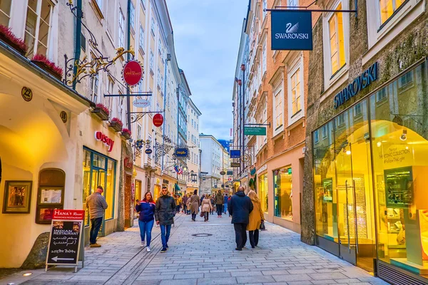 Salzburg Αυστρια Μαρτίου 2019 Ένας Από Τους Πιο Πολυσύχναστους Δρόμους — Φωτογραφία Αρχείου