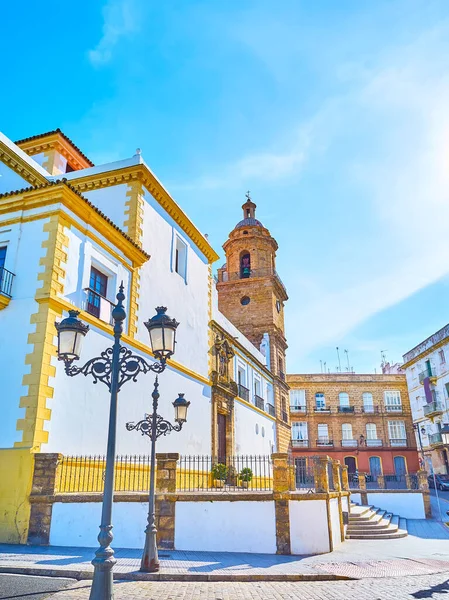 Farola Época Frente Histórica Iglesia Santo Domingo Con Campanario Medieval — Foto de Stock