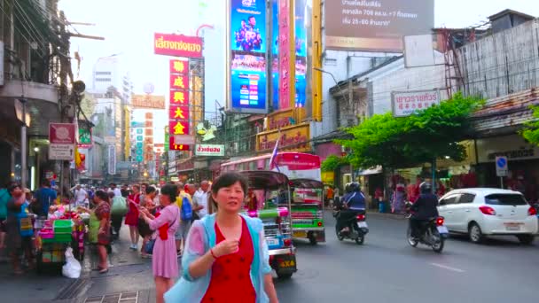 Bangkok Thailand April 2019 Det Pulserande Livet Yaowarat Road Chinatown — Stockvideo