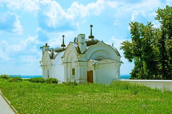 Small Buildings Located Dormition Cathedral Decorated Stars Atop Spires Small — Stock Photo, Image