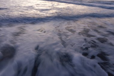 Adraga sahilinde güzel bir gün batımı, Sintra, Portekiz