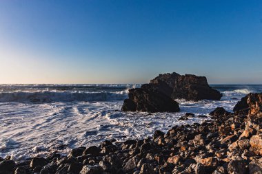 Adraga Sahili 'nde gün batımı, Doğanın Gücü, Sintra, Portekiz