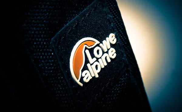 16 novembre 2019 - Perth, Écosse : Lowe Alpine brand logo — Photo