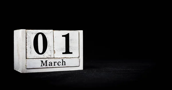 1 maart, 1 maart, 1 maart - witte kalender — Stockfoto
