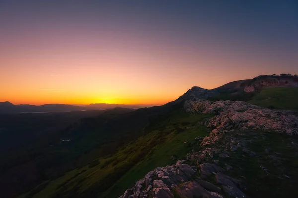 Gorbea Dağın Alacakaranlıkta — Stok fotoğraf