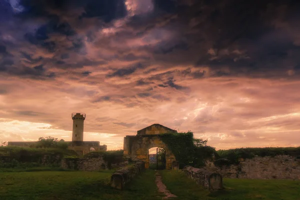 Getxo Fort Met Dramatische Stormachtige Wolken — Stockfoto