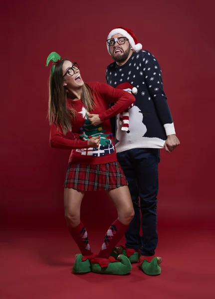 Nerd paar in Christmas time — Stockfoto