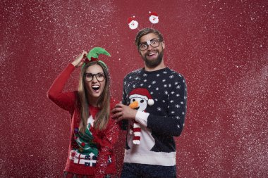 İki Noel giysileri içinde portresi