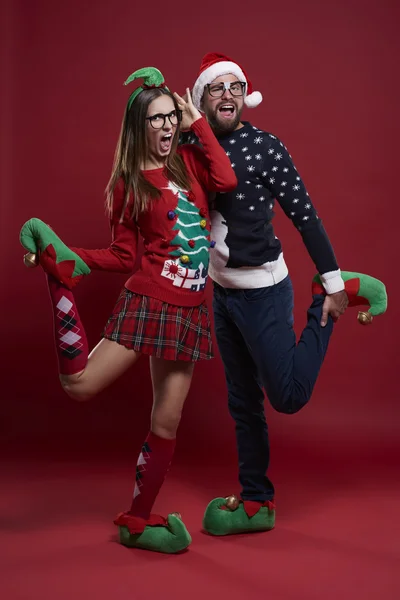 Portret van paar in kerst kleding — Stockfoto