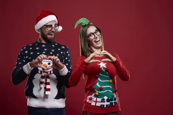 Pareja de nerds posando en estudio — Foto de Stock