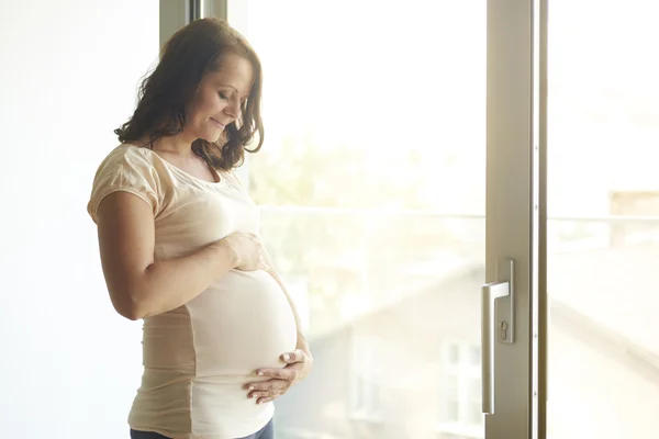 Woman in last month of her pregnancy — Stock Photo, Image