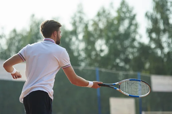 Sportowca, grać w tenisa — Zdjęcie stockowe