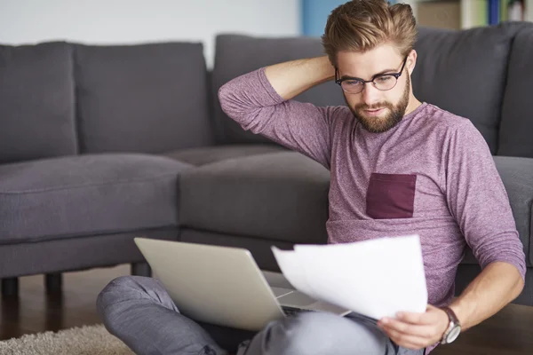 Arbeit an neuem Projekt — Stockfoto