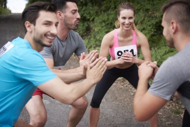 maraton sırasında insanlar