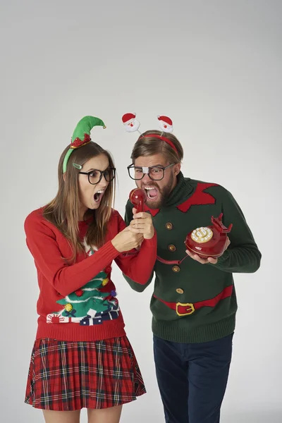 Empollón pareja en divertido foto sesión — Foto de Stock