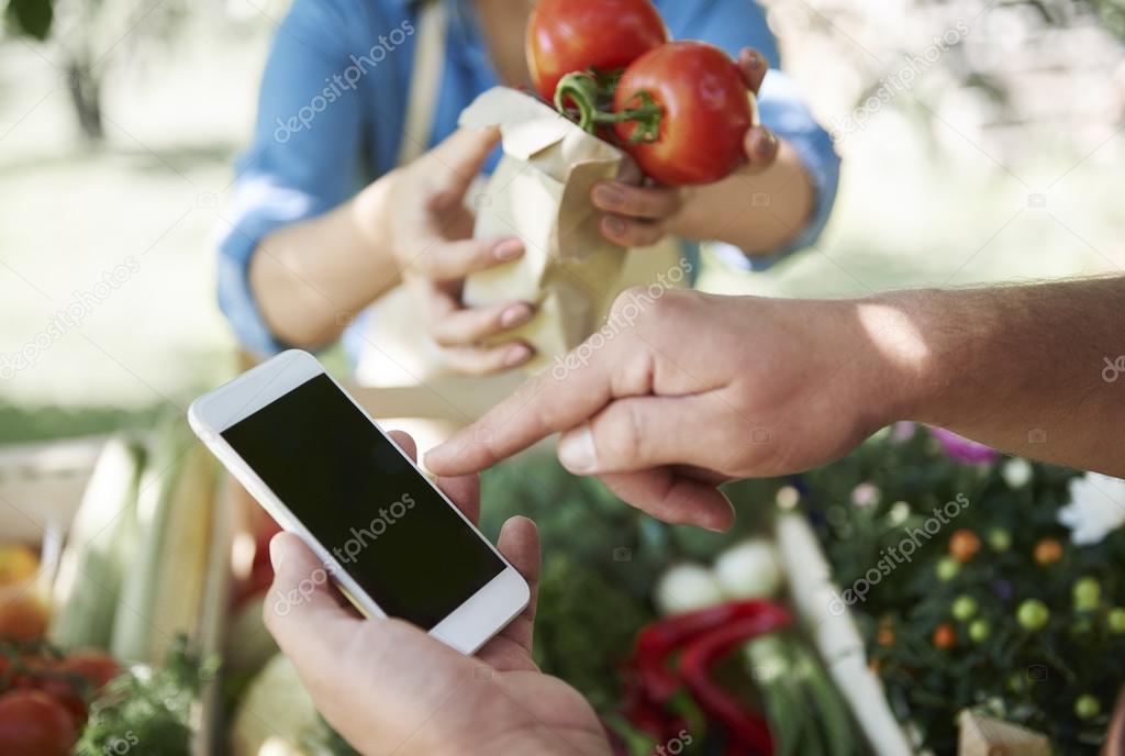 Using wireless technology to pay for food  