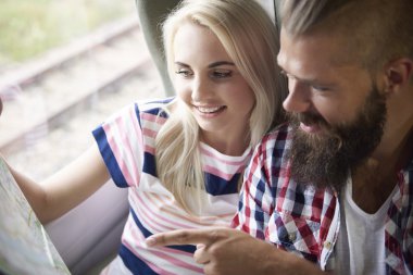 Genç çiftin seyahat