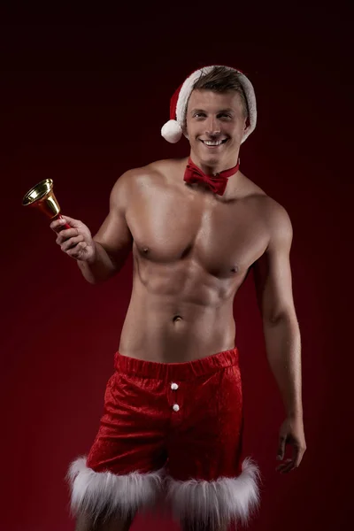 산타 모자에서 섹시 한 남자 — 스톡 사진