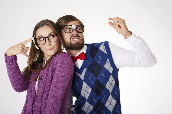 Pareja divertida de nerds — Foto de Stock