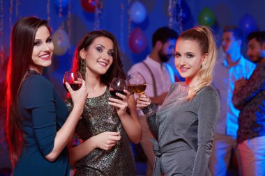 partide iyi eğlenceler arkadaşlar