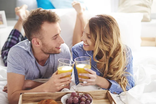 Beautiful couple in pajamas — Stock Photo, Image