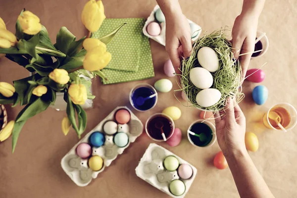 Huevos de Pascua teñidos —  Fotos de Stock