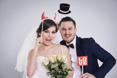 komik yüz ifadesi ile Çift