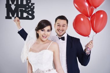 Gelin ve mutlu damat