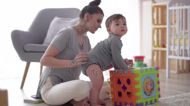 Mother and son having fun — Stockvideo