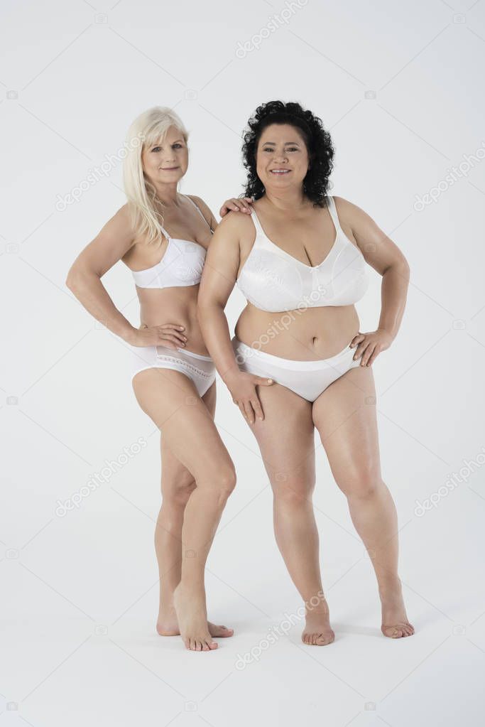 Maduras hermosas en lenceria sale
