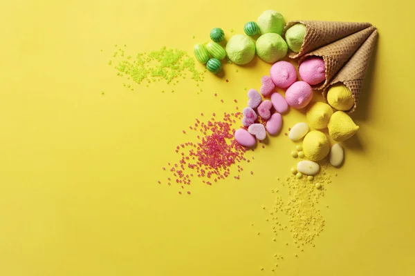 Verschiedene leckere Bonbons — Stockfoto