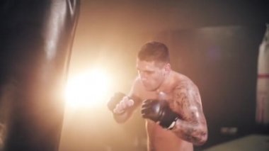 spor salonunda boks dostum