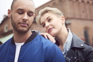 Onu her şeyden daha çok seviyorum 