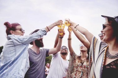 Yaz festivalinde tost ekmegi 